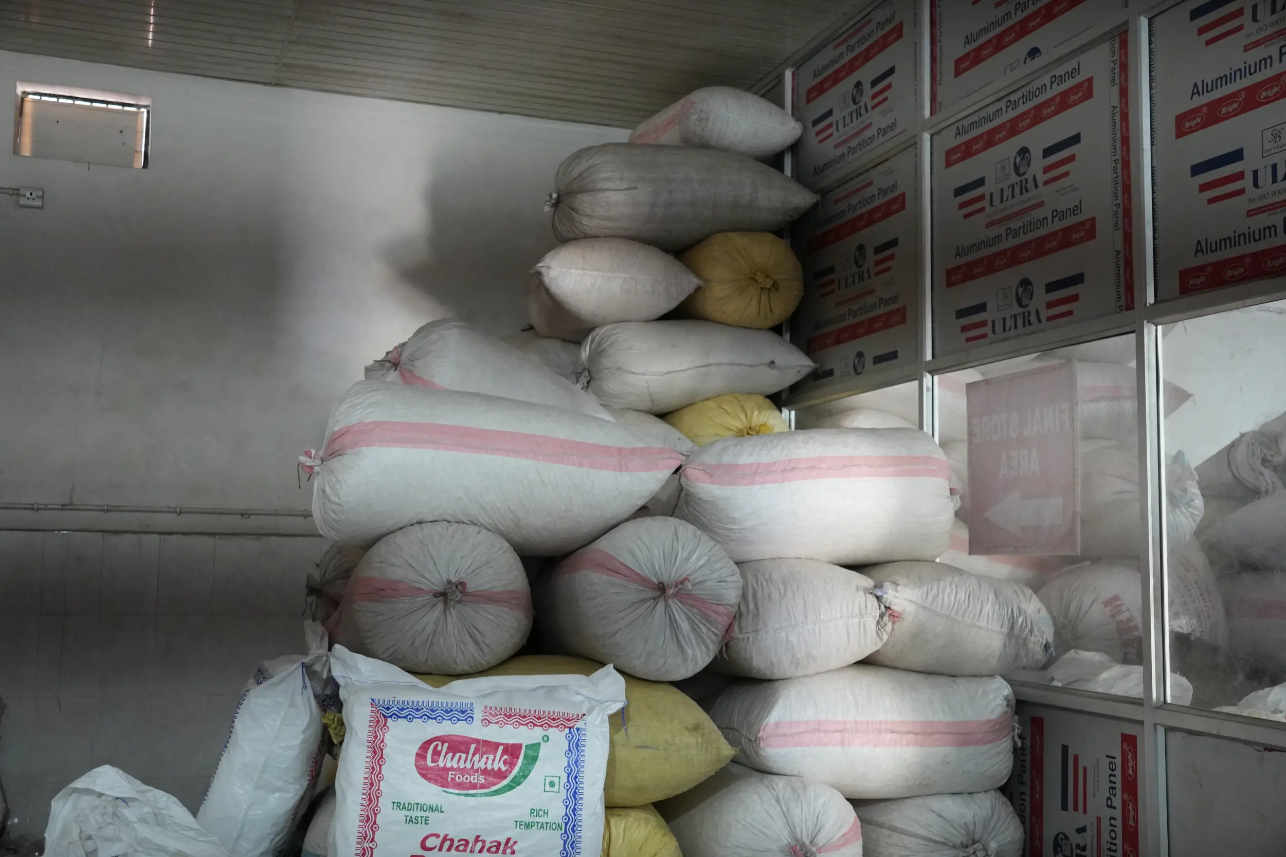 Raw Indian makhana fox nuts from Bihar for bulk wholesale and export